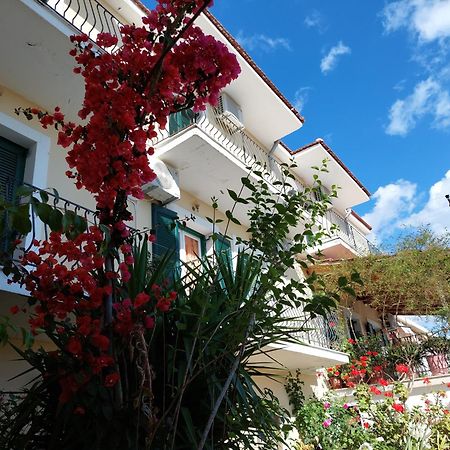 Ammousa Hotel Apartments Lixouri Exterior photo