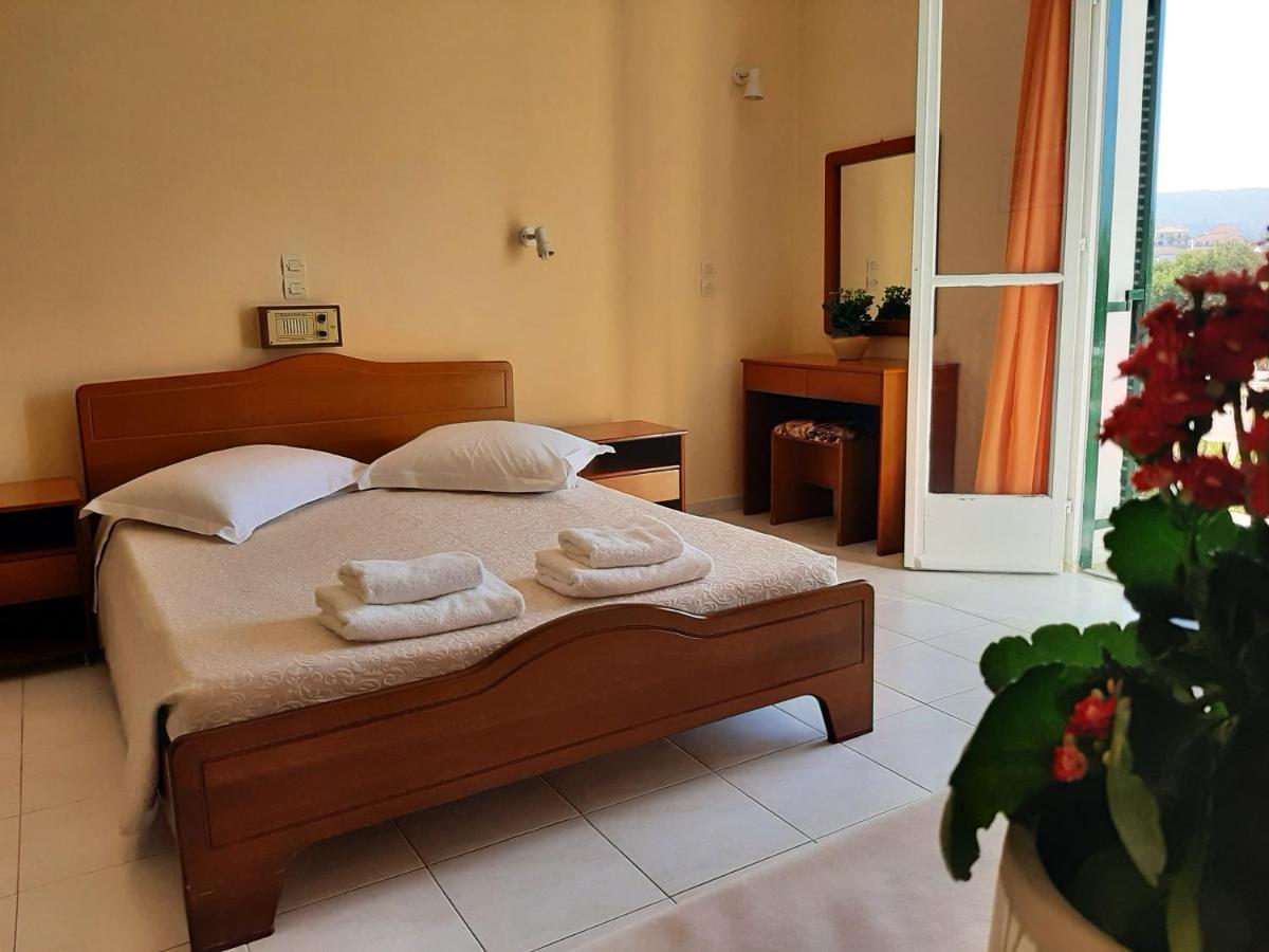 Ammousa Hotel Apartments Lixouri Exterior photo