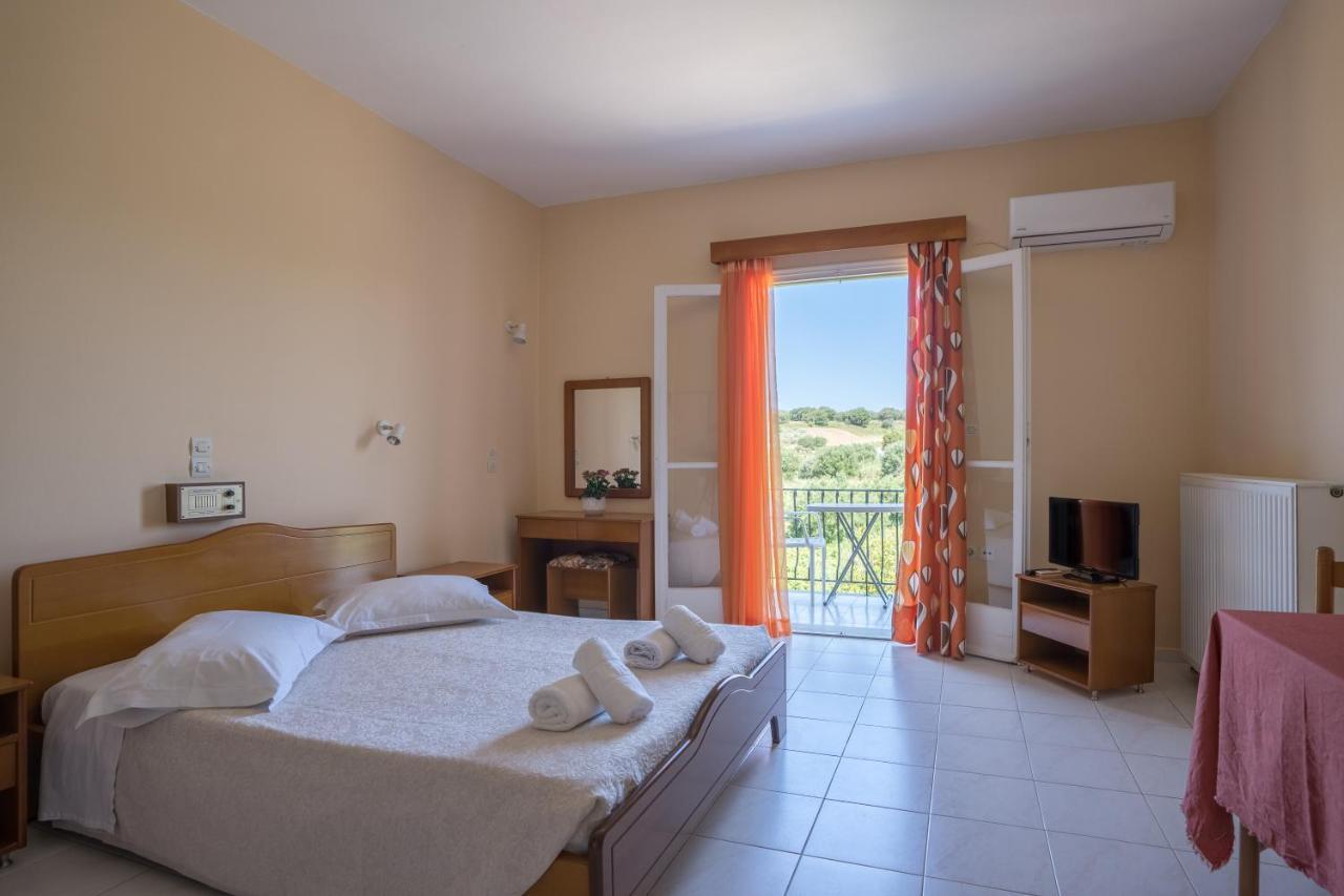 Ammousa Hotel Apartments Lixouri Exterior photo