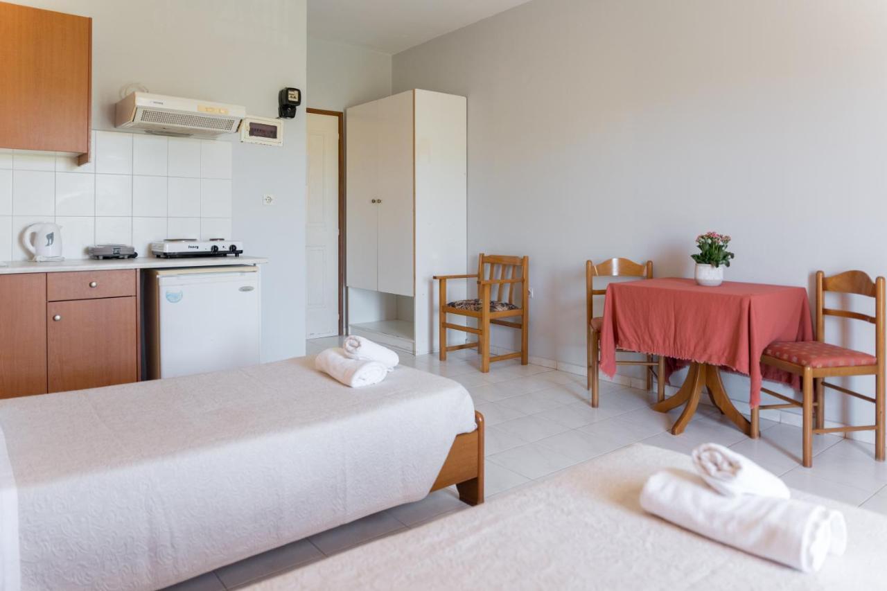 Ammousa Hotel Apartments Lixouri Exterior photo
