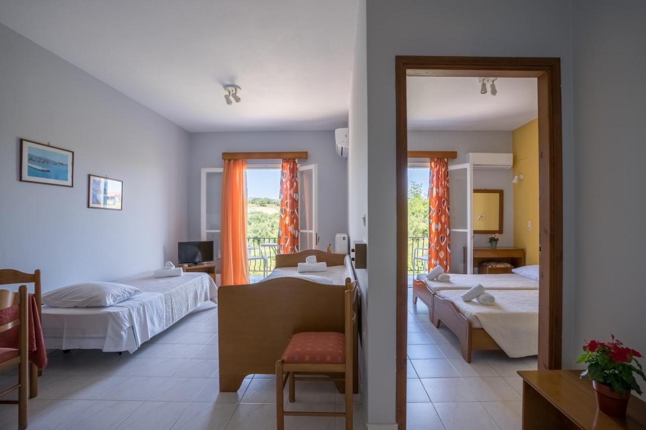 Ammousa Hotel Apartments Lixouri Exterior photo