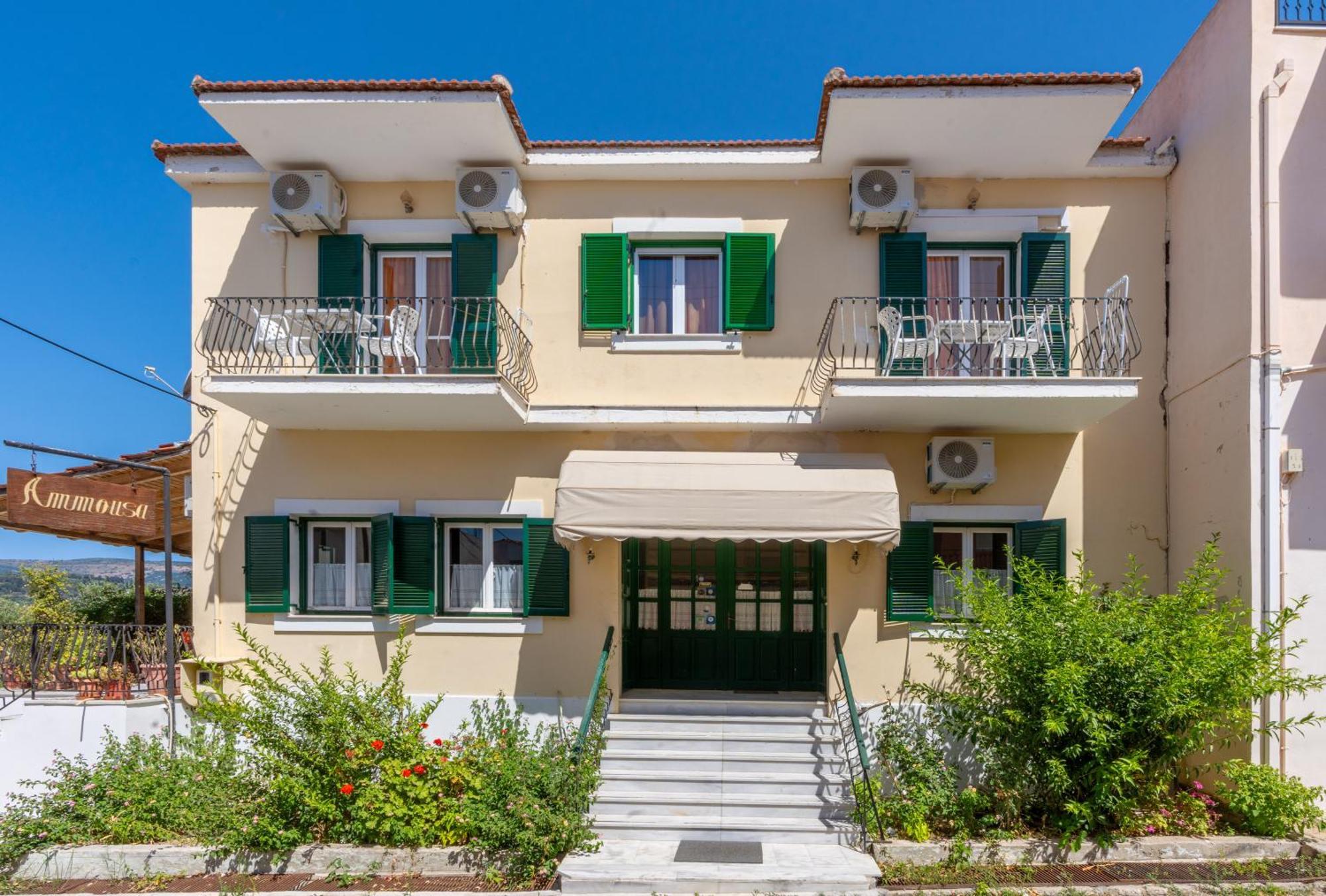 Ammousa Hotel Apartments Lixouri Exterior photo
