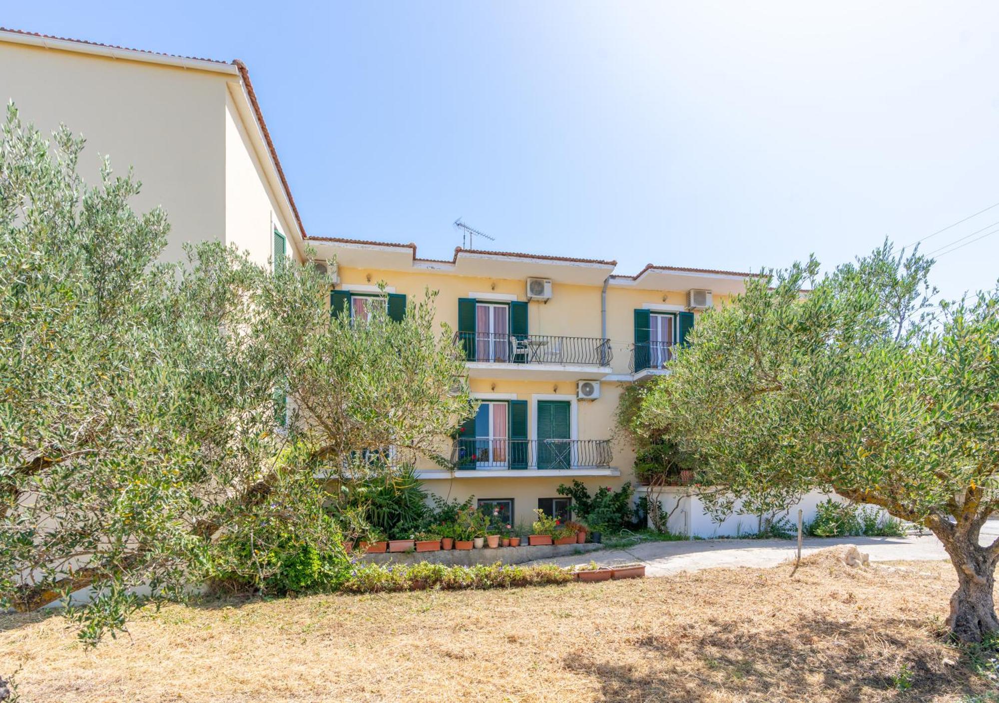 Ammousa Hotel Apartments Lixouri Exterior photo